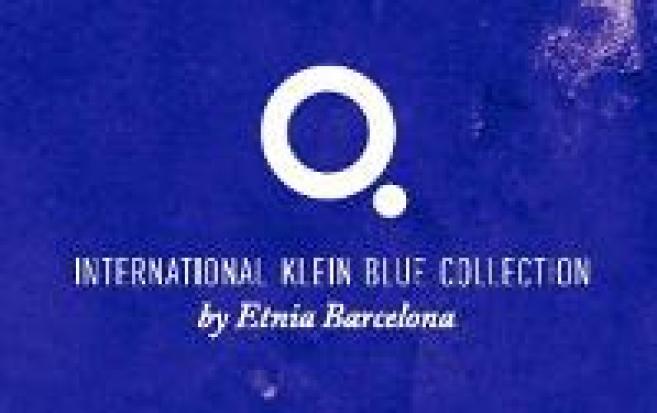 La vie en bleu par Klein Blue International by Etnia Barcelona