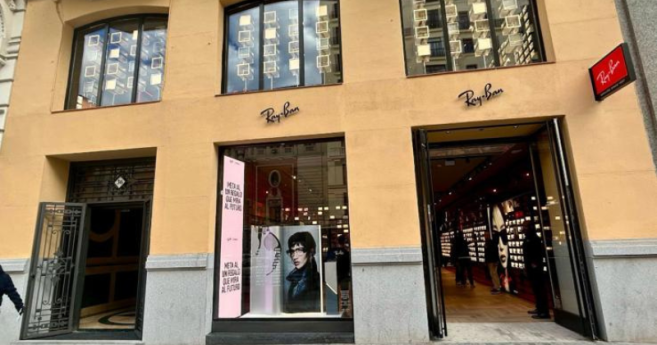 Ray-Ban continue son implantation de flagship