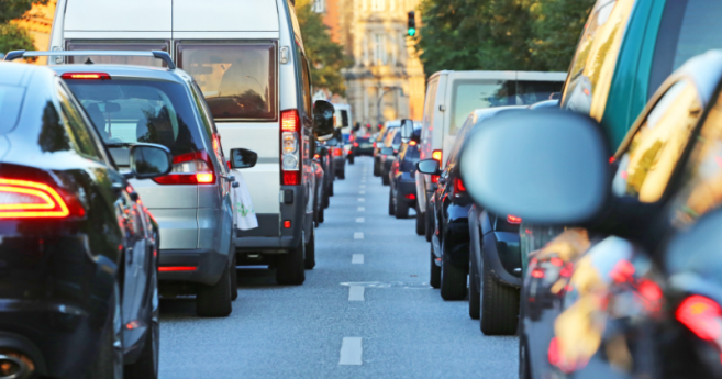 Voiture, vélo, transports en commun... les habitudes des opticiens pour se rendre au travail